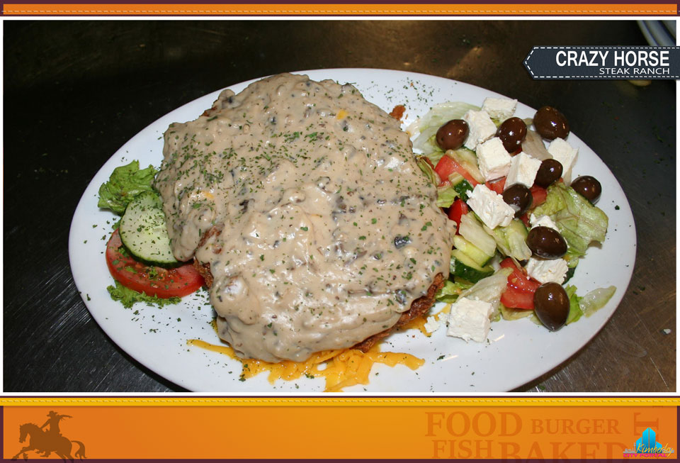 Delicious chicken schnitzels at the Crazy Horse Steak Ranch